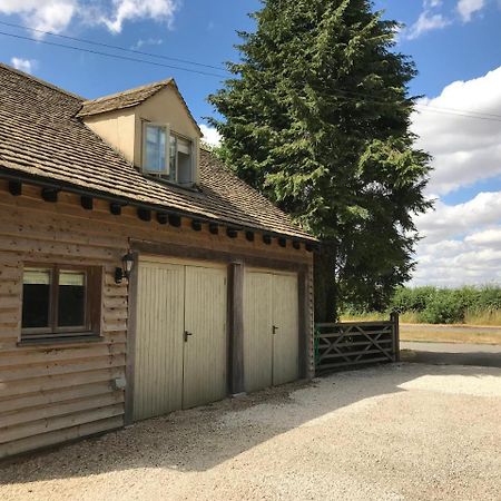Windrush Apartment Witney Exterior photo