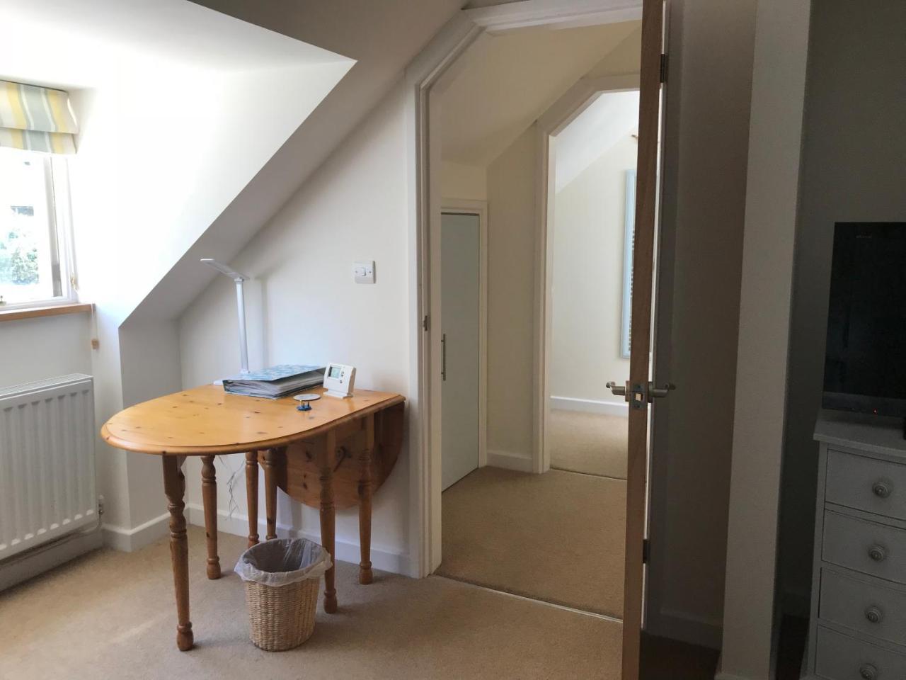 Windrush Apartment Witney Exterior photo